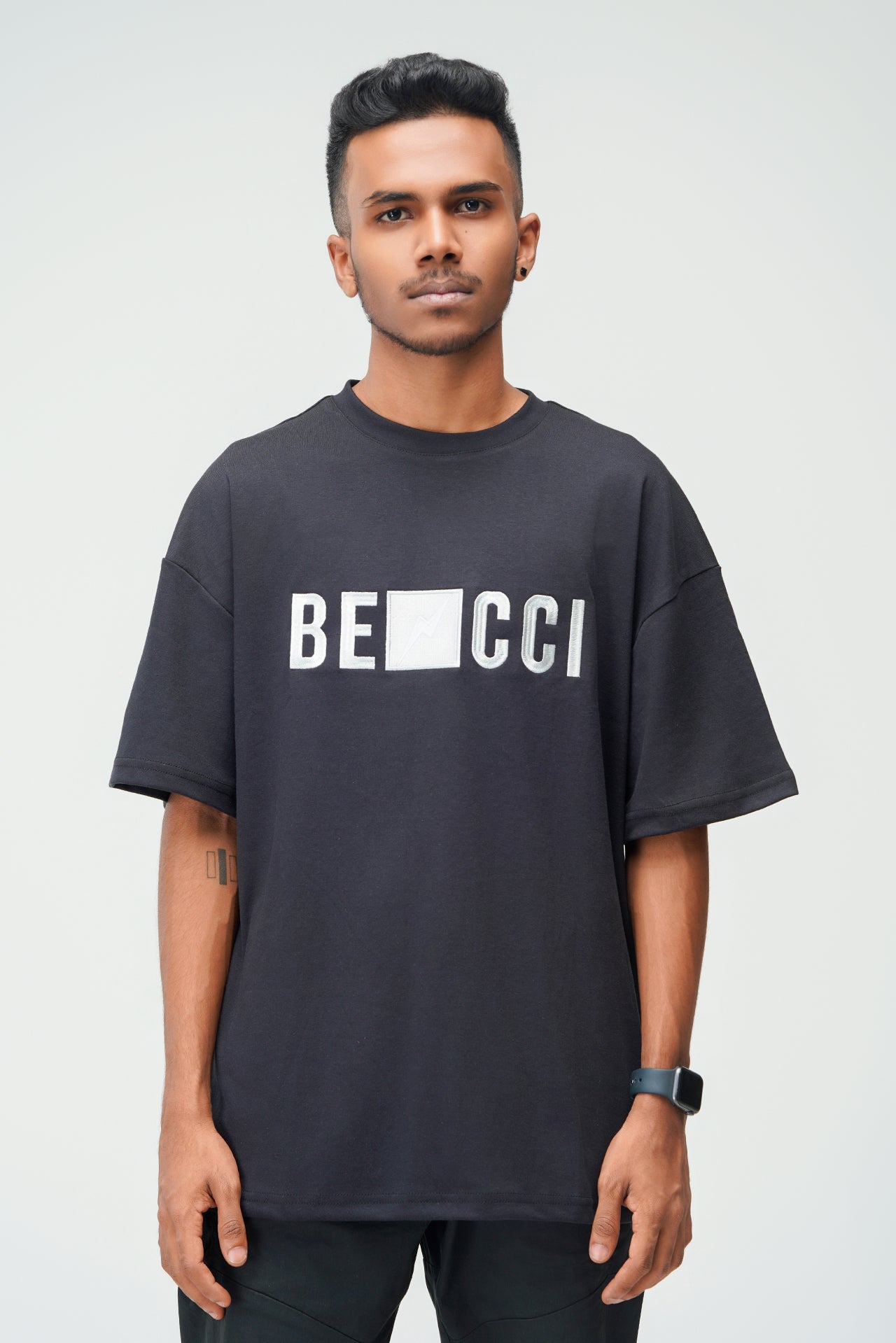 BENCCI CORE LOGO OVERSIZED TEE