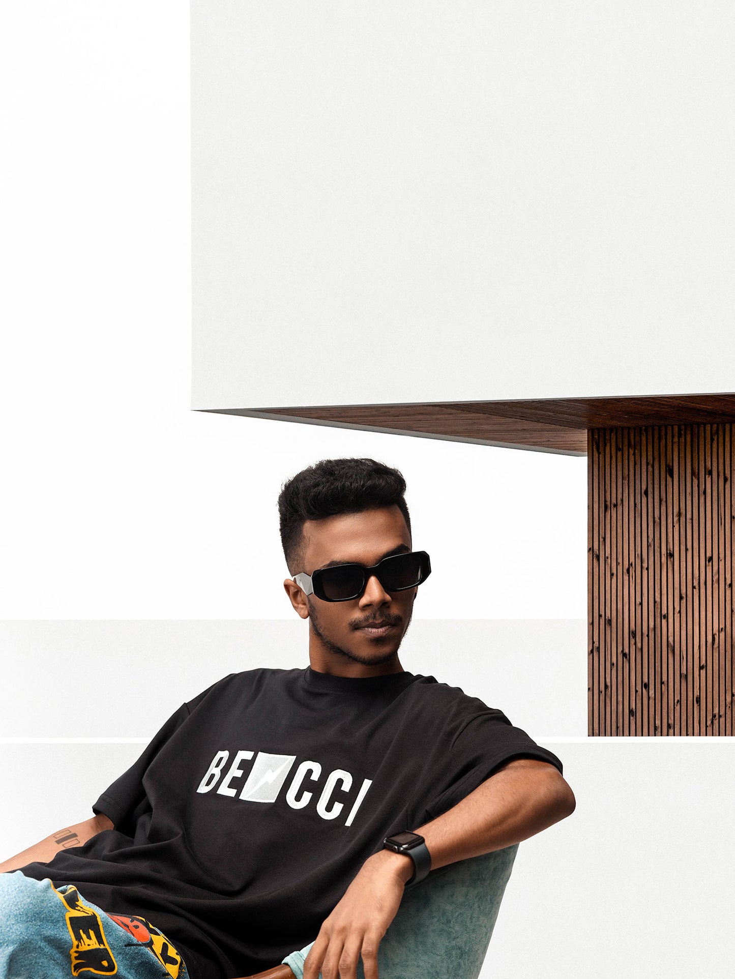 BENCCI CORE LOGO OVERSIZED TEE