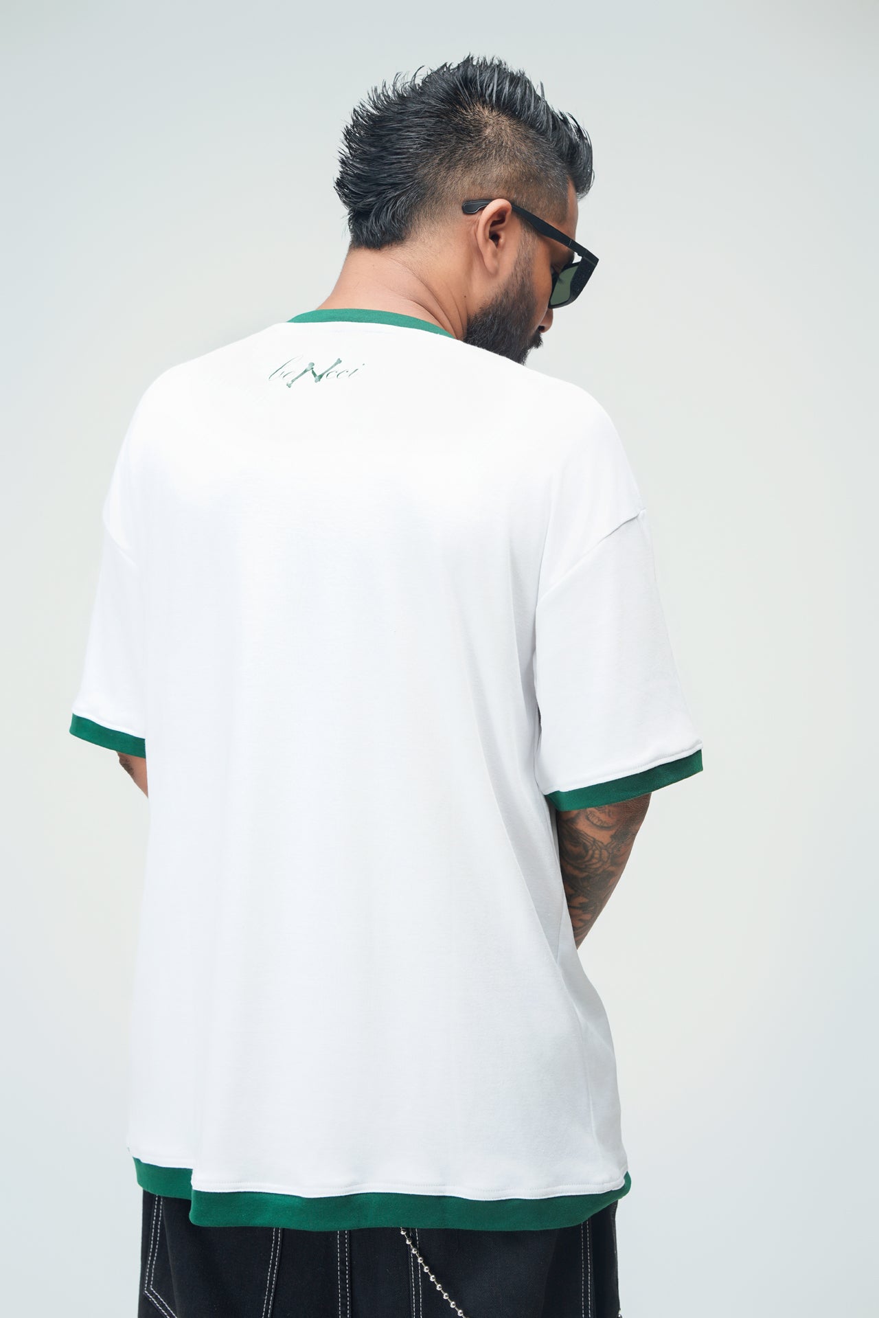 BENSORED OVERSIZED TEE